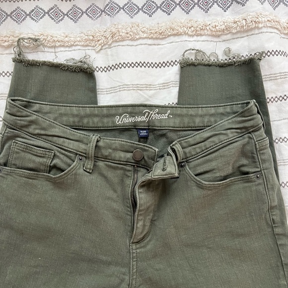 Universal Thread stretch Green pants - Picture 6 of 6